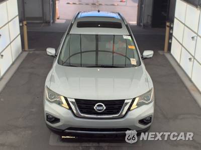 2017 Nissan Pathfinder SL - zdjęcie 2 z 19 - miniatura