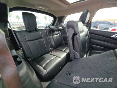 2017 Nissan Pathfinder SL - zdjęcie 14 z 19 - miniatura