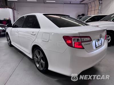 2014 Toyota Camry SE Sport - zdjęcie 5 z 24 - miniatura