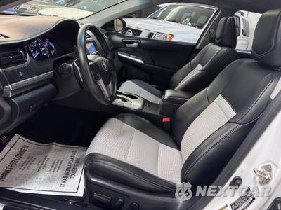 2014 Toyota Camry SE Sport - zdjęcie 15 z 24 - miniatura