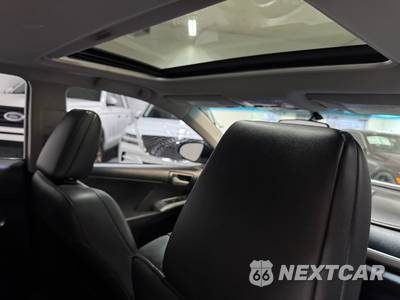 2014 Toyota Camry SE Sport - zdjęcie 19 z 24 - miniatura