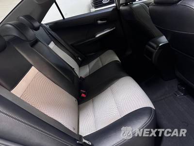 2014 Toyota Camry SE Sport - zdjęcie 18 z 24 - miniatura