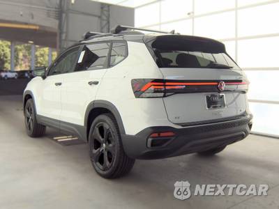 2025 Volkswagen Taos SE Black - zdjęcie 6 z 22 - miniatura