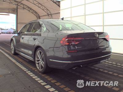 2017 Volkswagen Passat 1.8T R-Line w/Comfort Pkg - zdjęcie 6 z 30 - miniatura