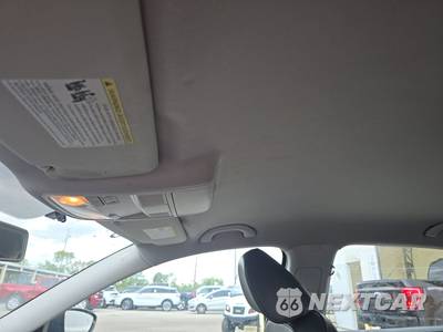 2017 Volkswagen Passat 1.8T R-Line w/Comfort Pkg - zdjęcie 18 z 30 - miniatura