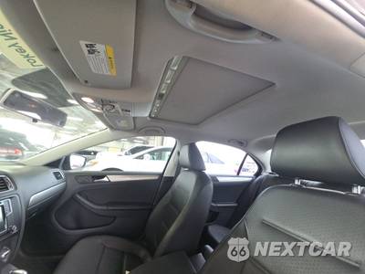 2017 Volkswagen Jetta SE - zdjęcie 17 z 42 - miniatura