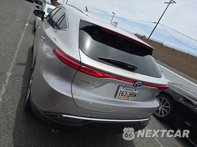 2024 Toyota Venza XLE - zdjęcie 5 z 25 - miniatura