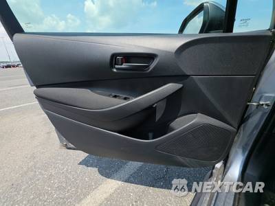 2026 Toyota Corolla LE Sedan - zdjęcie 9 z 26 - miniatura