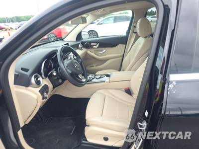 2019 Mercedes-Benz GLC 300 4MATIC - zdjęcie 7 z 22 - miniatura