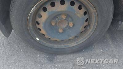 2009 Nissan Versa 1.8 S Hatchback - zdjęcie 28 z 36 - miniatura