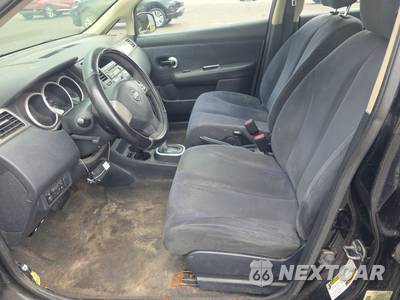 2009 Nissan Versa 1.8 S Hatchback - zdjęcie 7 z 36 - miniatura