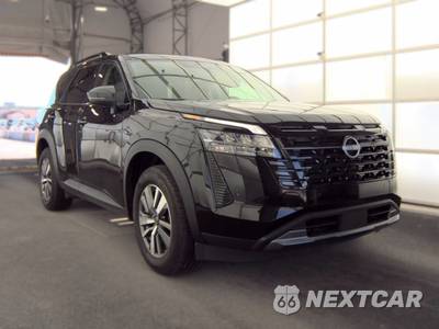 2026 Nissan Pathfinder SL - zdjęcie 4 z 32 - miniatura