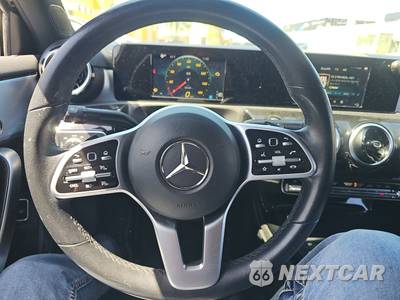 2019 Mercedes-Benz A 220 4MATIC - zdjęcie 10 z 30 - miniatura