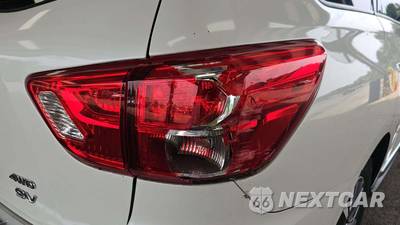2017 Nissan Pathfinder SV - zdjęcie 45 z 54 - miniatura