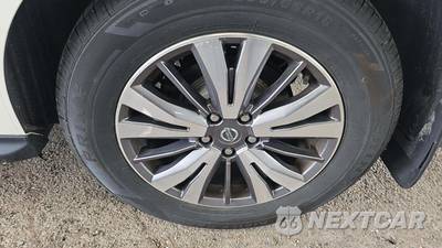 2017 Nissan Pathfinder SV - zdjęcie 52 z 54 - miniatura