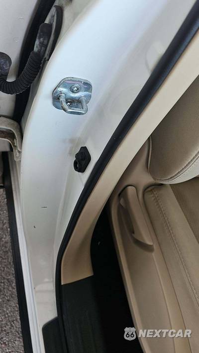 2017 Nissan Pathfinder SV - zdjęcie 31 z 54 - miniatura