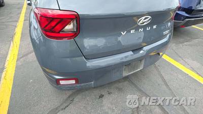 2023 Hyundai Venue SEL - zdjęcie 24 z 27 - miniatura