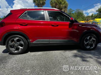 2022 Hyundai Venue SEL - zdjęcie 7 z 28 - miniatura