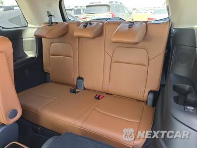2025 Nissan Pathfinder Platinum - zdjęcie 15 z 25 - miniatura