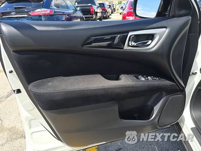2016 Nissan Pathfinder SV - zdjęcie 9 z 22 - miniatura