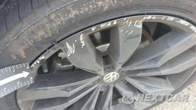 2021 Volkswagen Tiguan SE R-Line Black - zdjęcie 29 z 33 - miniatura