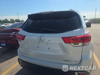 2018 Toyota Highlander Limited - zdjęcie 5 z 34 - miniatura