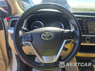 2018 Toyota Highlander Limited - zdjęcie 10 z 34 - miniatura