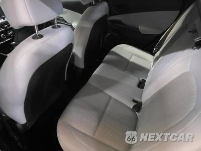 2023 Hyundai Kona SEL - zdjęcie 10 z 18 - miniatura