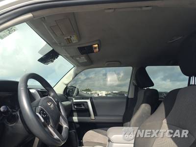 2022 Toyota 4Runner SR5 - zdjęcie 18 z 19 - miniatura