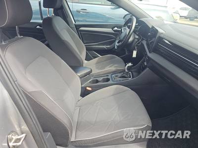 2025 Volkswagen Jetta Sport - zdjęcie 8 z 27 - miniatura