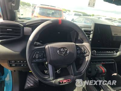 2026 Toyota Sequoia TRD Pro - zdjęcie 10 z 21 - miniatura