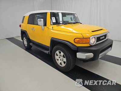 2010 Toyota FJ Cruiser w/Rear Doors - zdjęcie 3 z 26 - miniatura
