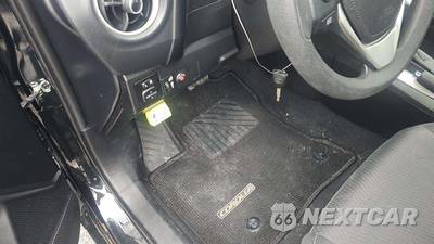 2017 Toyota Corolla LE Sedan - zdjęcie 18 z 20 - miniatura