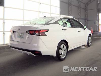 2024 Nissan Versa S - zdjęcie 4 z 18 - miniatura