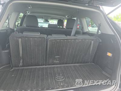 2017 Toyota Highlander LE - zdjęcie 17 z 19 - miniatura