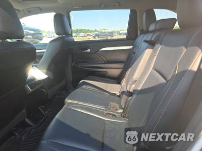 2018 Toyota Highlander XLE - zdjęcie 13 z 28 - miniatura