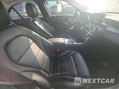 2018 Mercedes-Benz C 300 4MATIC Sedan - zdjęcie 8 z 25 - miniatura