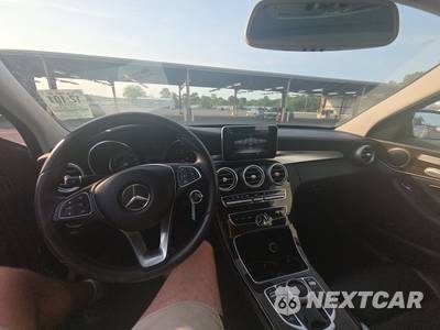 2018 Mercedes-Benz C 300 4MATIC Sedan - zdjęcie 11 z 25 - miniatura