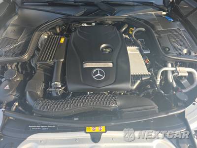 2018 Mercedes-Benz C 300 4MATIC Sedan - zdjęcie 15 z 25 - miniatura