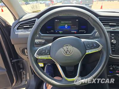 2022 Volkswagen Tiguan SE - zdjęcie 10 z 18 - miniatura