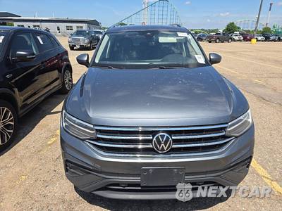 2022 Volkswagen Tiguan SE - zdjęcie 2 z 18 - miniatura