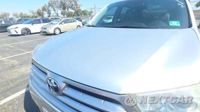 2013 Toyota Highlander SE - zdjęcie 34 z 38 - miniatura