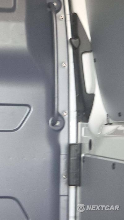 2025 Mercedes-Benz Sprinter 2500 Cargo Van Standard Roof 144.0" WB - zdjęcie 23 z 24 - miniatura