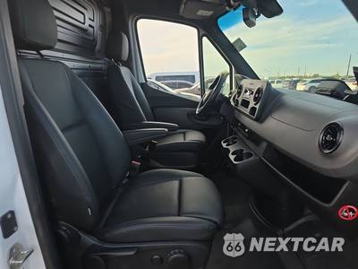 2025 Mercedes-Benz Sprinter 2500 Cargo Van Standard Roof 144.0" WB - zdjęcie 8 z 24 - miniatura
