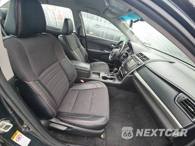 2017 Toyota Camry SE - zdjęcie 8 z 33 - miniatura