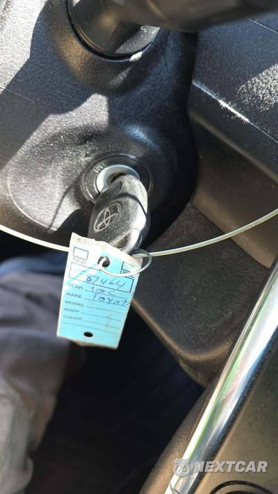 2016 Toyota Camry SE - zdjęcie 19 z 41 - miniatura