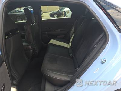 2025 Hyundai Elantra N - zdjęcie 13 z 22 - miniatura
