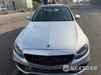 2017 Mercedes-Benz C 300 4MATIC Sedan - zdjęcie 3 z 26 - miniatura