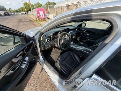 2017 Mercedes-Benz C 300 4MATIC Sedan - zdjęcie 22 z 26 - miniatura