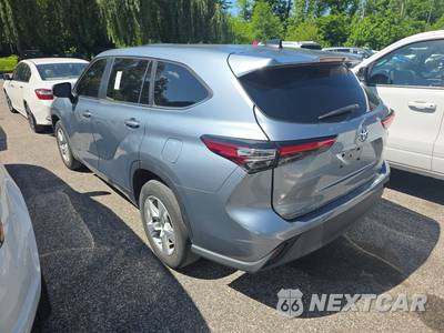 2023 Toyota Highlander Hybrid LE - zdjęcie 6 z 20 - miniatura